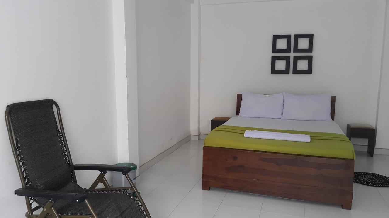 City Capital Hostel Anuradhapura Exterior photo