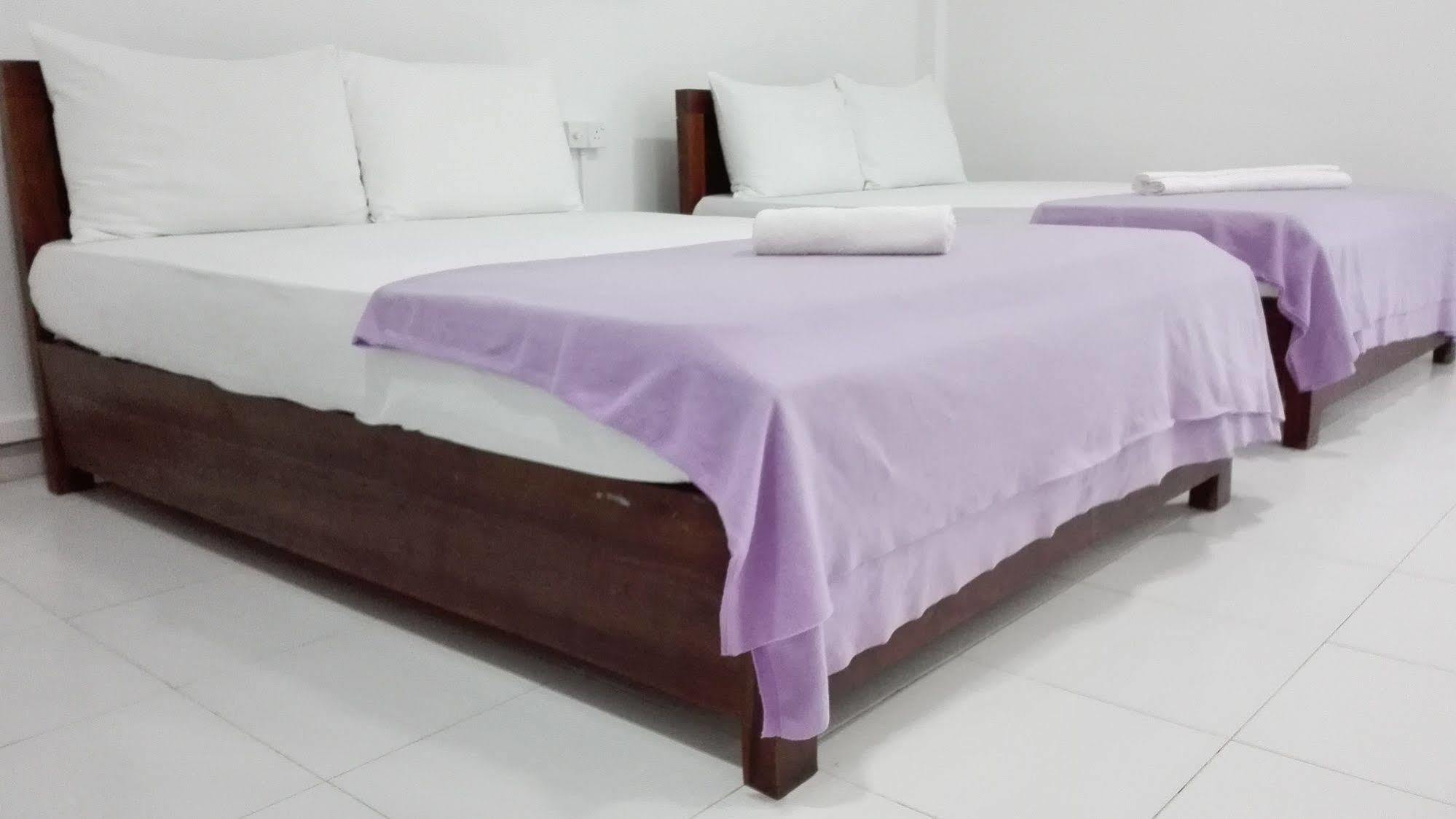 City Capital Hostel Anuradhapura Exterior photo